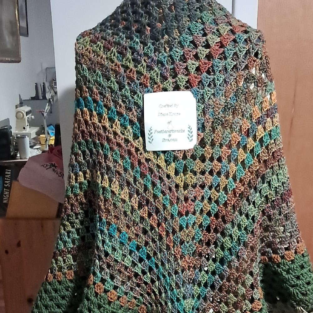 Crochet-Style Green Multi-Color Men’s Shawl Coat - Picture 3 of 9